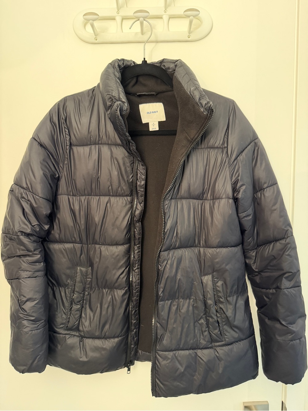 Old Navy Black Women's Quilted Puffer Jacket
